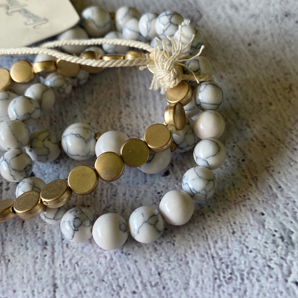 🛍 6 for $35 • NWT Set of 2 Universal Thread Genuine Stone Stretch Bracelet Sets - Picture 7 of 8